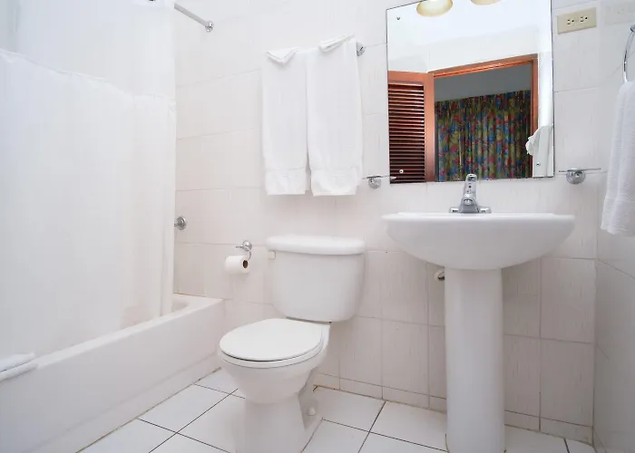 Hotel Hibiscus 3*