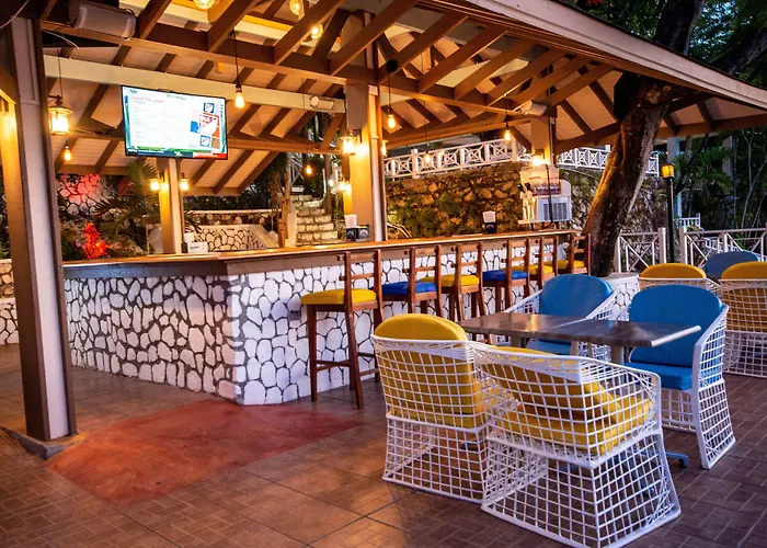 Hibiscus Hotel Ocho Rios