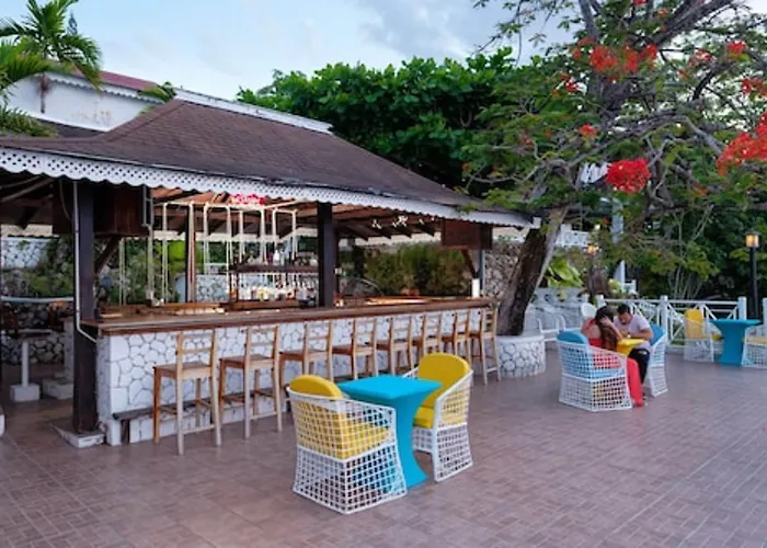 Hibiscus 3* Ocho Rios