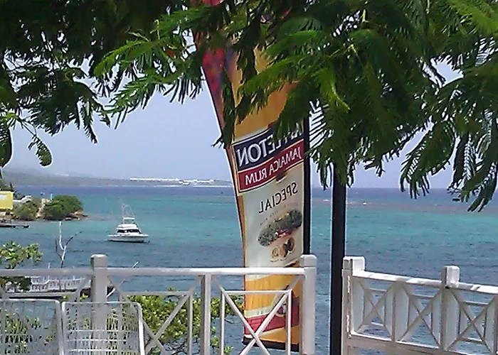 Hibiscus 3* Ocho Rios