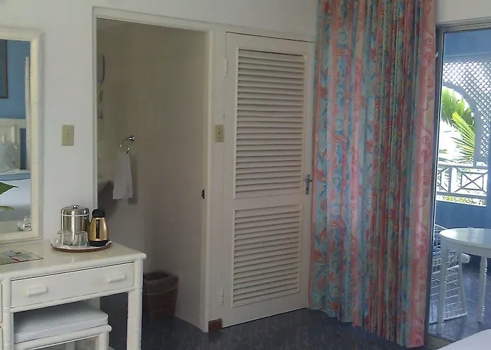 Hibiscus Hotel Ocho Rios