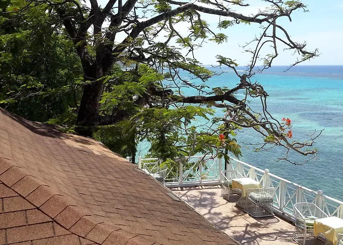 Hibiscus 3* Ocho Rios